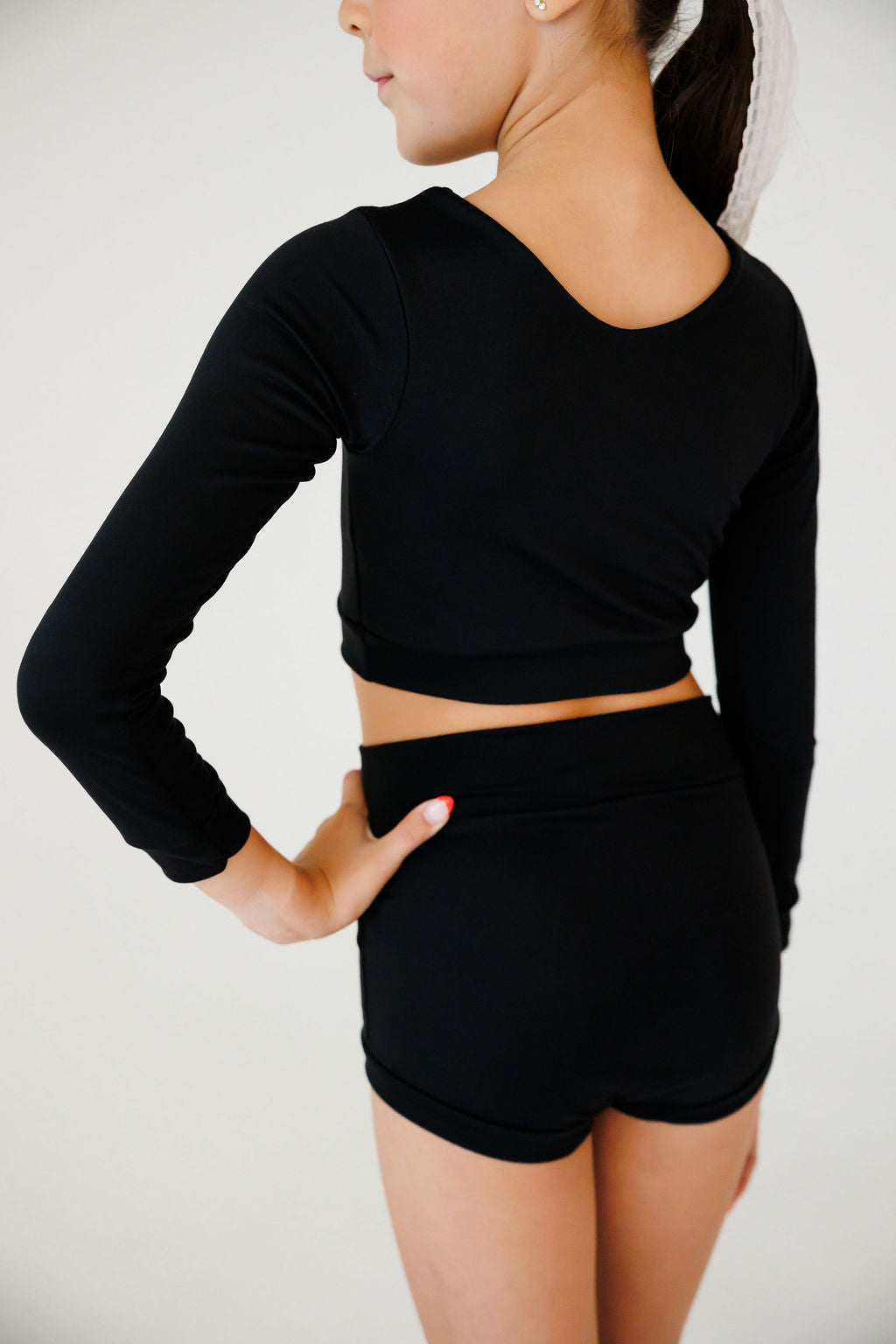 STYLE 5 - The Blackout Collection
